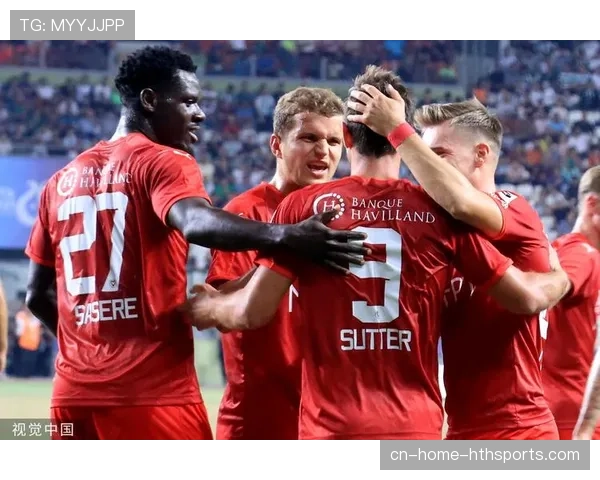 老将佩里西奇加盟埃因霍温，丰富欧战经验助力球队多线作战